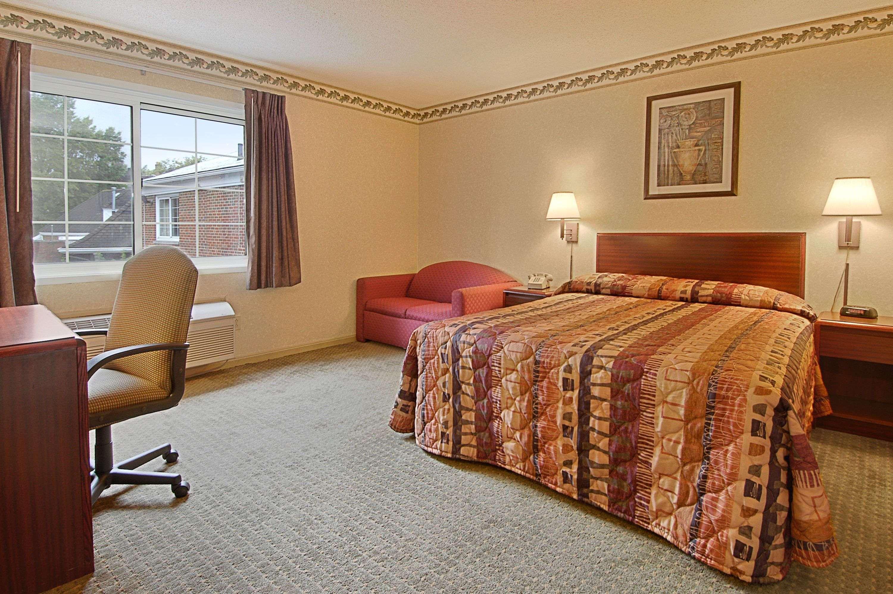 Days By Wyndham Cleveland Hotel 2*